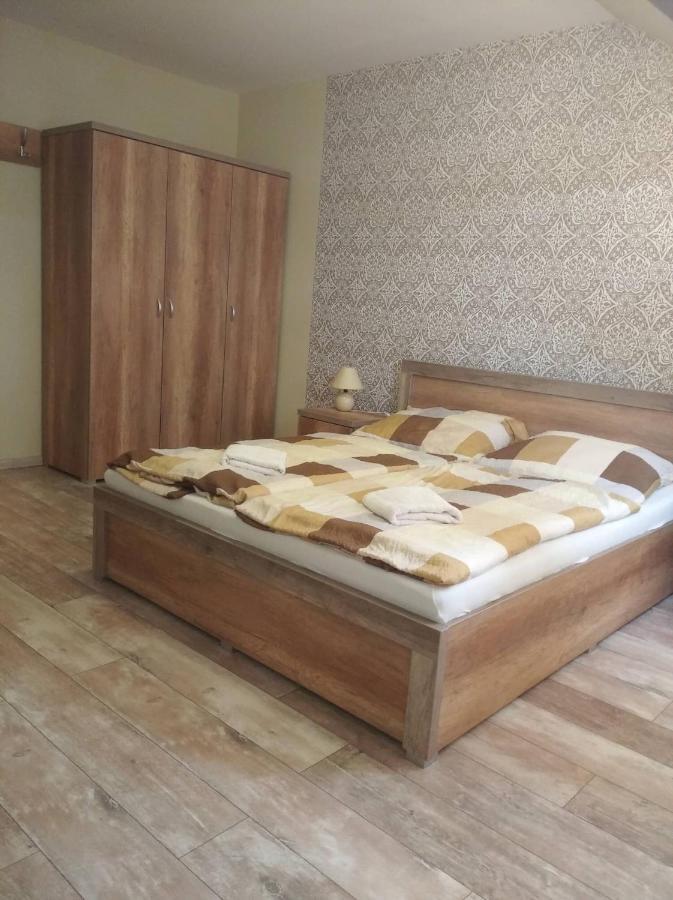 Bed and Breakfast Verba Tanya Kotaj Exterior foto
