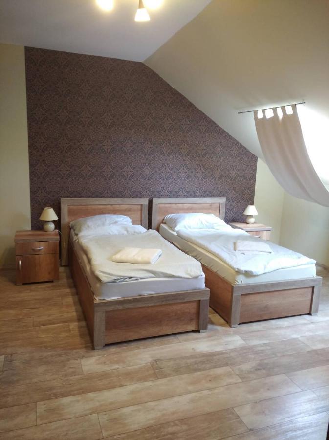 Bed and Breakfast Verba Tanya Kotaj Exterior foto